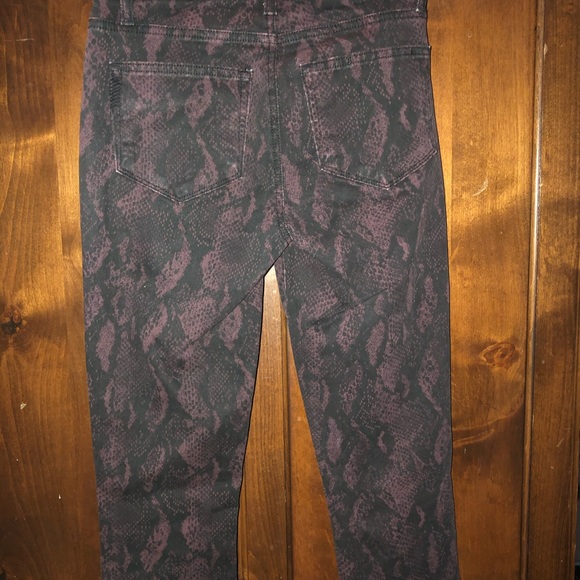 Hoxton High Waist Ankle Skinny Jeans - Picture 3 of 5